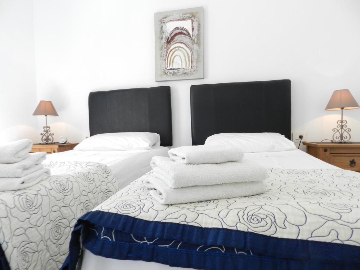1 Bed Los Cristianos Near The Bus Station Arona  Εξωτερικό φωτογραφία